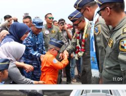 OPEN BASE LANUD HUSEIN, WARGA BANDUNG ANTUSIAS KUNJUNGI ALUTSISTA TNI