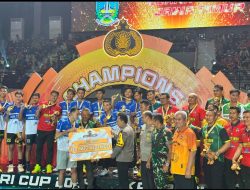 Tim Voli Putra Polda Jatim Juara Kapolri Cup 2024 usai Kalahkan Tim Polda Jabar di Laga Final