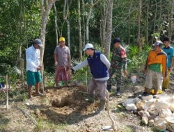 Babinsa Koramil 18 Kokop Dampingi Pembangunan Rumah Irpom Tahap III