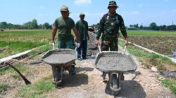 Warga Antusias Dukung Satgas, Danramil 04 Tawangsari Optimis Sasaran Fisik TMMD Selesai Tepat Waktu