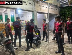 Patroli Fajar Humanis Polres Loteng Cegah Aksi Kriminal Pada Malam Hari Jelang Pilkada 2024.