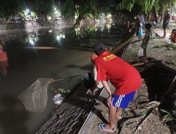 Ada Apa, “Sungai Kalimas Mendadak Ramai Didatangi Pemancing ?!”