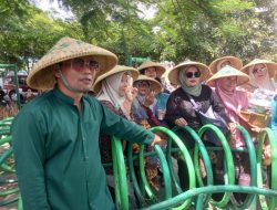 Pimpinan Seni Budaya Kujang Aji Diri Ustadz, Agus Ubaidillah Sosialisasikan Kemenangan Paslon No. 2 Dadang Supriatna-Ali Syakieb.