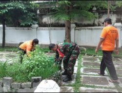 Gandeng Tim Saberling, Koramil 02/Banjarsari Laksanakan Pembersihan Lingkungan Dan Sarana Umum