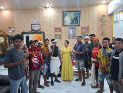 Kunjungan Warga Desa Lua Koba untuk Nyatakan Dukungan kepada Pasangan Calon Bupati Sumba Barat Daya