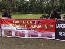 Mahasiswa dan Rakyat Demonstrasi Jilid 3 Terkait Dugaan Korupsi Pembangunan Alun-alun Sergai: Sambil Tabur Ikan Lele