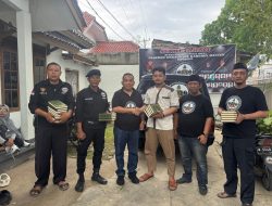 Ketum PSKBI Berikan Mushaf Al Quran Untuk Para Santri Tahfiz