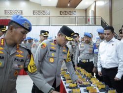 Cegah Penyalahgunaan, Wakapolda Sulsel Lakukan Pemeriksaan Senjata Api dan Amunisi Personel.