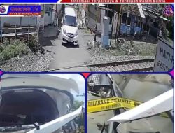 Kereta Api Pandalungan Tertempar Minibus Di Rambipuji