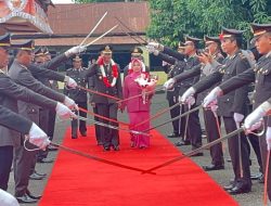 AKBP Zulkarnain, S.IK Pimpin Upacara Pelepasan Personil Purna Tugas Di Lapangan Apel Mapolres Dompu.