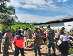 Koramil Sambirejo Bangun Jembatan Darurat Penghubung Antar Kecamatan