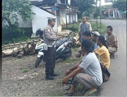 Penumpang Duduk di Atas Muatan Truck, Satlantas Polres Way Kanan Berikan Teguran Humanis kepada Sopir di Sidoarjo