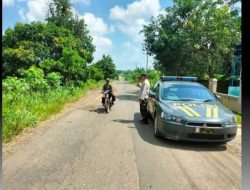 Antisipasi Curanmor, Polsek Gunung Labuhan Gelar Patroli KRYD di Labuhan Jaya