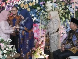Khitbah Pinangan Putri Pertama H. Cucun Ahmad Syamsurijal Ananda Ghaida Dan Abibakrin Digelar Dengan Khidmat.