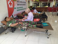 Babinsa Sawit Turut Mendukung Kegiatan Donor Darah Anggota Difabel