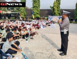 Sat Lantas Polres Loteng Sosialisasikan Aturan Lalu-lintas di Kalangan Pelajar.