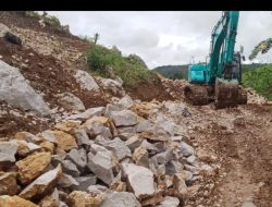 “Diduga Tidak Mengantongi Izin Lingkungan, Tambang Andesit di Desa Lebak Tipar Kecamatan Cilograng Terus Beroperasi ?!”