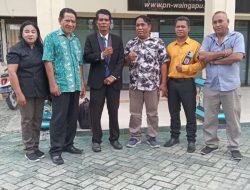 Empat Orang Pengacara Dari POSBAKUMADIN Bersama Klien Dampingi Objek Wisata Sengketa Tanah