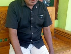 “Kades Mangga Nipi Martinus Mali Tanggu Holo Membantah Terkait Meteran Listrik Dengan Menagih Uang Tiga Ratus Ribu Perorang ?!”