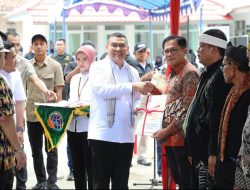 Serahkan 1.641 Sertipikat Redistribusi Tanah di Kabupaten Majalengka, Wamen Ossy: Komitmen Negara Wujudkan Keadilan dan Kesejahteraan Rakyat