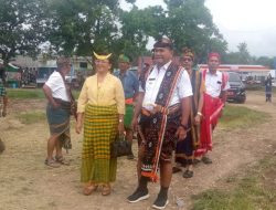 Penjabat Bupati Ir. Yohanes Oktavianus, MM Secara Resmi Membuka Festival Budaya Sumba Barat Daya