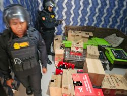Polres Gresik Gerebek 7 Warung Penjual Miras di Dukun
