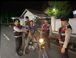 Antisipasi Tindak Kriminalitas C3, Polisi Samapta Lakukan Patroli KRYD di Way Tuba