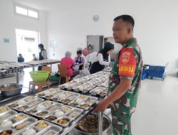 Babinsa Purwodiningratan Pastikan Pendistribusian Makanan Bergizi Gratis Tepat Sasaran