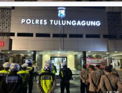 Pimpin Patroli Skala Besar, Kapolres Tulungagung Sahur Bersama dan Safari Subuh di Rejotangan