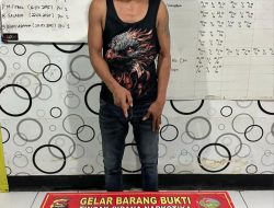 Timsus Polres Dompu Dilempari Batu Saat Tangkap Pengedar Sabu di Lingkungan Renda.