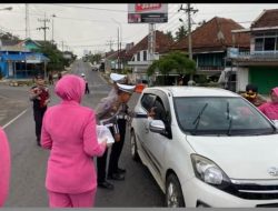 Bulan Penuh Berkah, Kapolres Berbagi Takjil di Jalinsum Negeri Baru Way Kanan