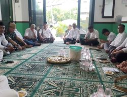 Eratkan Tali Silaturahmi, Koramil 04/Jebres Adakan Buka Bersama Seluruh Anggota Dan Persit