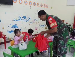Ramah Dan Humanis, Babinsa Sudiroprajan Bantu Pendistribusian Makan Bergizi Gratis di SD Warga