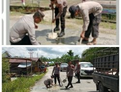 Setelah Pekan Lalu Bagi Bagi Takjil, Kali Ini Personil Polsek Sengkil Lakukan Perbaikan Jalan