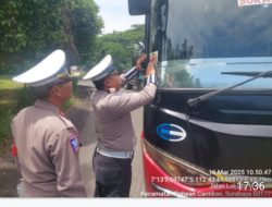 Polres Pelabuhan Tanjung Perak Gelar Sosialisasi Tagline ‘Mudik Aman Keluarga Nyaman’ dan Hotline Mudik 110.