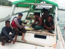 Gelar Patroli di Teluk Cempi, Sat Polairud Polres Dompu Perketat Pengawasan dan Jaga Kelestarian Laut.