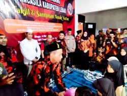 MPC Pemuda Pancasila Lebak di Hari Ke – 16 Ramadhan Berbagi Takjil dan Santunan Anak Yatim