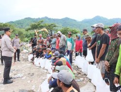 Wujudkan Ramadhan Penuh Berkah, Kapolres Kediri Kota Baksos di Tempat Pembuangan Akhir (TPA) Pojok