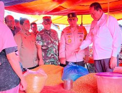 Kasrem 133/NW Bersama Forkopimda Provinsi Gorontalo Laksanakan Peninjauan Ketersediaan Gas LPG dan Harga Sembako di Pasar Tradisional