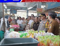 Pastikan Stock dan Harga Pangan Stabil Jelang Idul Fitri 1446 H, Kapolres Bersama Forkompinda Jember Sidak Pasar