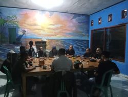 Jalin Sinergitas, Personel Polsek Bayah Buka Puasa Bersama di Sekretariat Unit Pokja PWI Lebak Selatan
