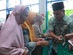 Di Akhir Ramadhan, Kang DS Laksanakan Kebiasannya Berbagi Santunan dan Paket Sembako Kepada Ribuan Warga
