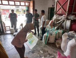 Danramil Sawit Dampingi Bulog Ke CV. Mitra Tani