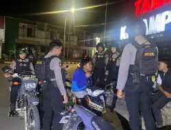 Polres Sinjai Tingkatkan Patroli Malam, Wujudkan Keamanan dan Ketertiban Lingkungan.