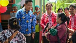 Bupati Humbahas Tinjau Program Penari di Desa Tapian Nauli Lintongnihuta