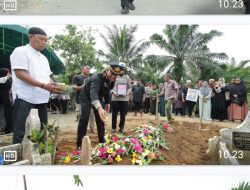 Polres Sergai Gelar Upacara Kehormatan Terakhir di Wakili Kapolsek Teluk Mengkudu AKP Desman Manalu SH.