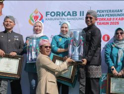 Instruksi Terbaru Kang DS : Bersihkan Kantor dan Lingkungan Kerja Setiap Hari.