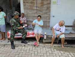 Tanpa Syarat, Tanpa Pamrih Ketulusan Hati Babinsa Tipes Dampingi Pelaku UMKM Shuttlecock