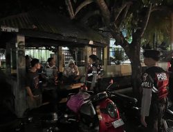 Samapta Polres Dompu Gelar Patroli Presisi Di Malam Hari, Jaga Kamtibmas Lewat Sentuhan Humainis.