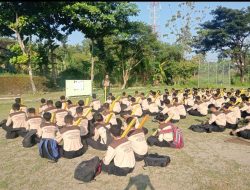 Babinsa Tekankan Pentingnya Wawasan Kebangsaan dan Cinta Tanah Air kepada Siswa SMK